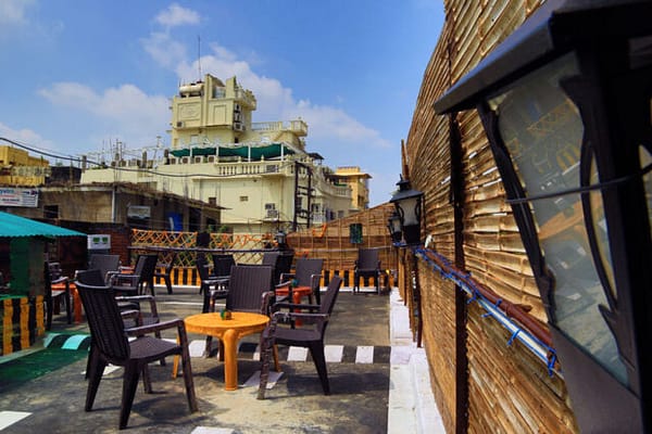 Great Hangout Joints for Expats in Varanasi